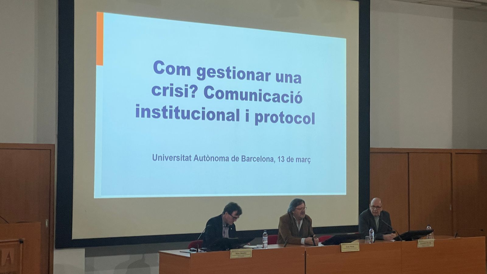 Marc Bataller a la conferència Com gestionar una crisi? Comunicació institucional i protocol